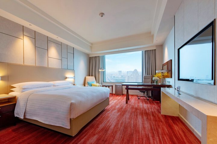Room 12 of 92
