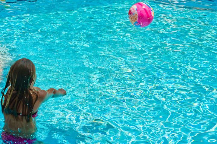 Hotel with Pool