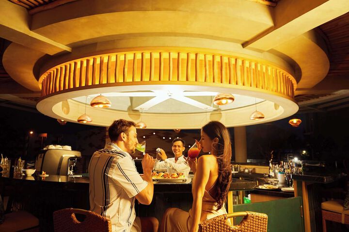 Lounge 60 of 71