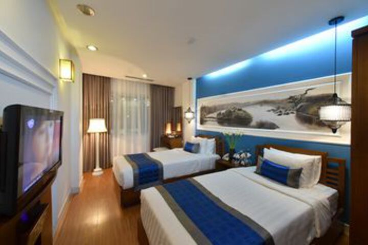 Room 51 of 84