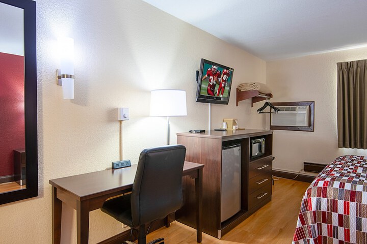 Room 5 of 29