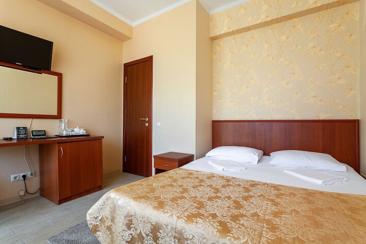 Room 30 of 118