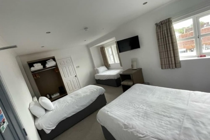 Room 18 of 41
