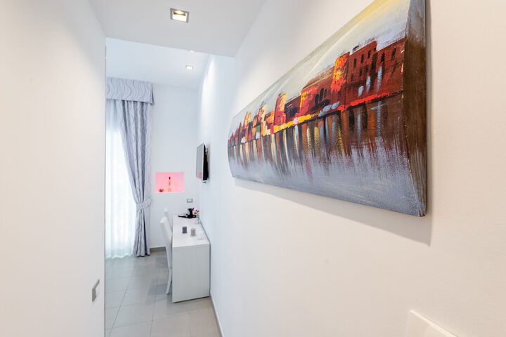 Room 14 of 64