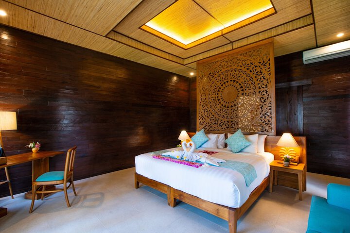 Room 14 of 66