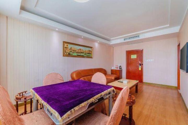 Room 30 of 45