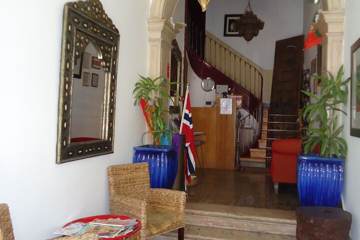 Hotel 2 of 160