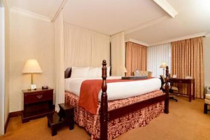 Room 14 of 75