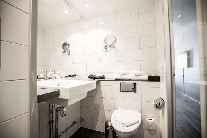Clean Restrooms