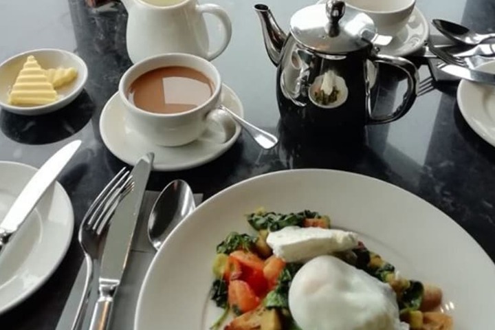 Breakfast/Coffee Service 23 of 45