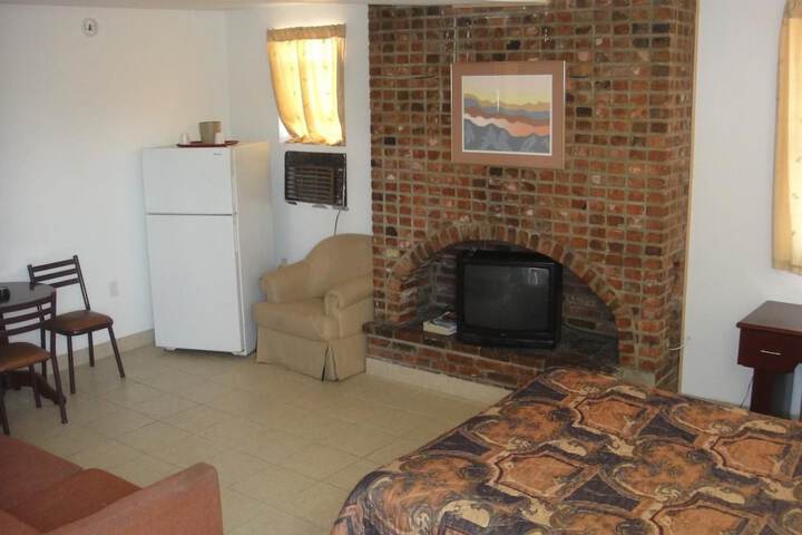 Room 7 of 20