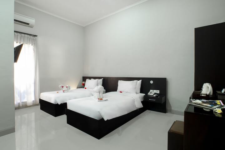 Room 16 of 74