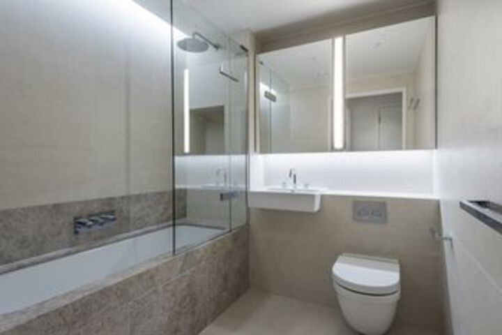 Room 4 of 23