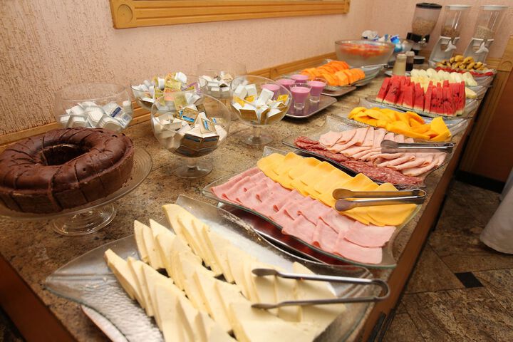 Breakfast/Coffee Service 69 of 94
