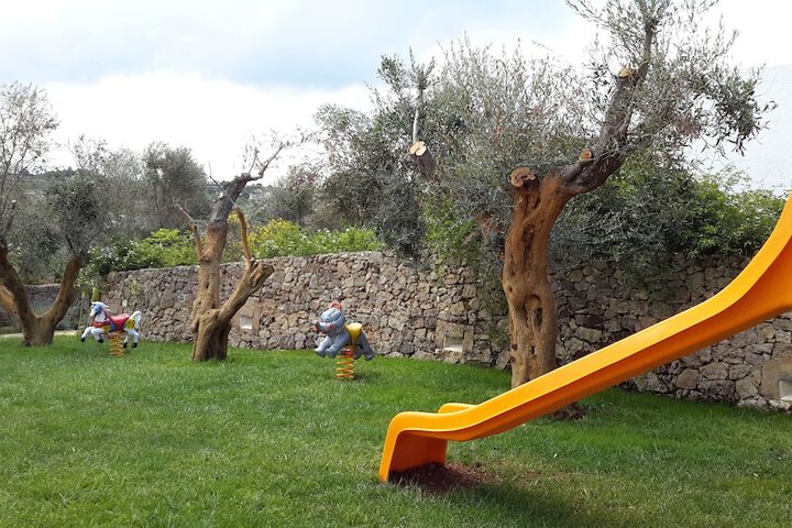 Children's play area - outdoor