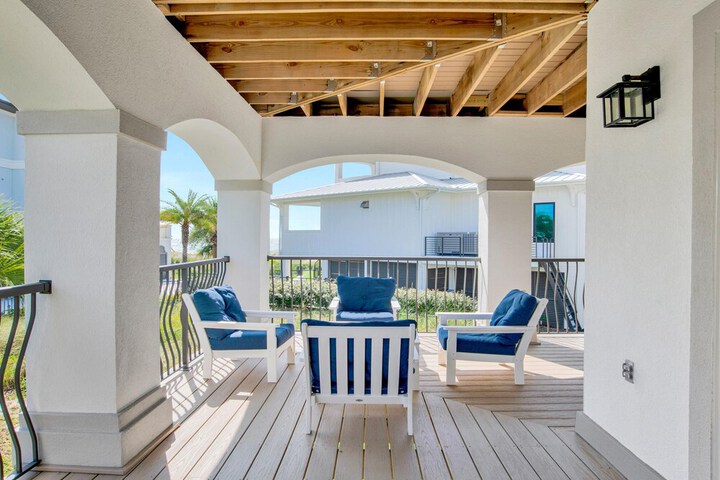 Terrace/Patio 23 of 27