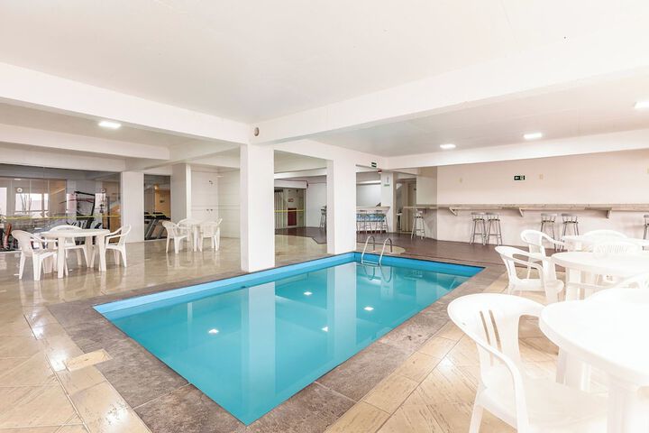 Pool 14 of 31