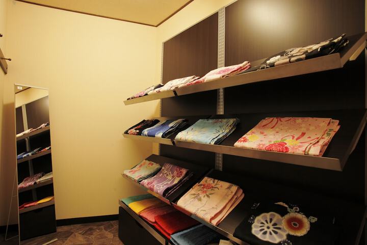 Hotel Interior 18 of 32