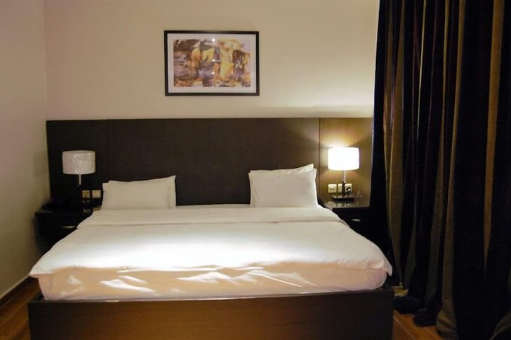 Room 10 of 59