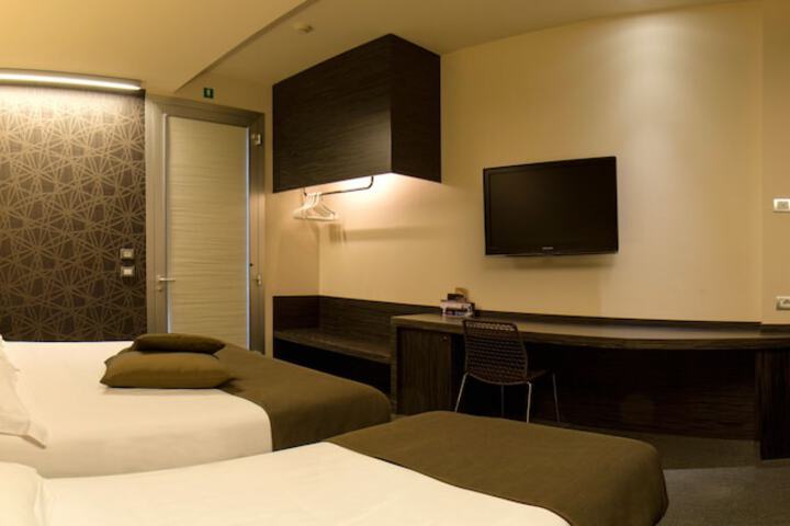 Room 55 of 95