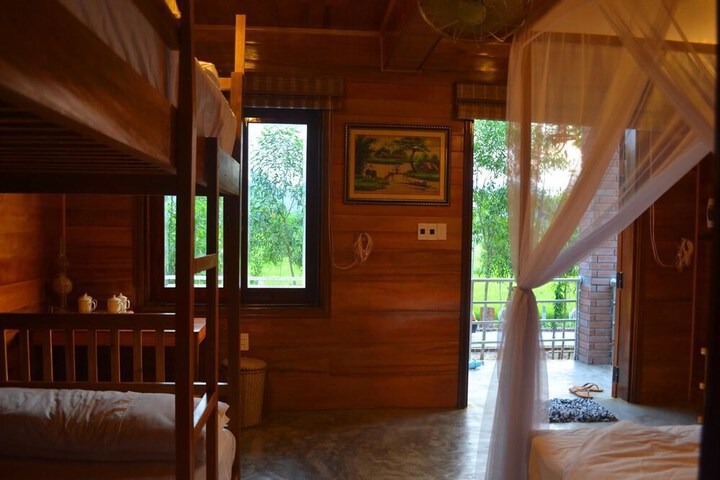 Room 10 of 104