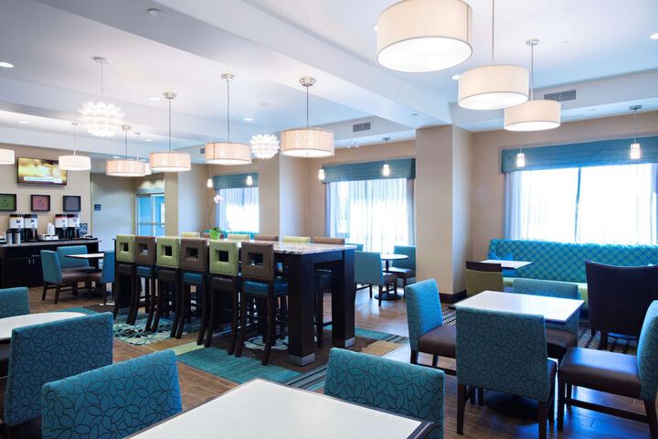 Dining Photos