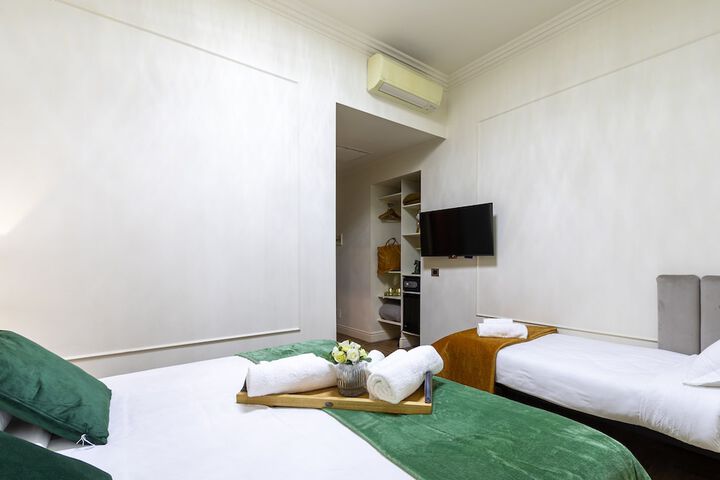 Room 12 of 39