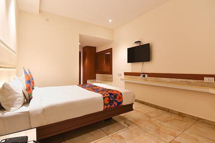 Room 13 of 41