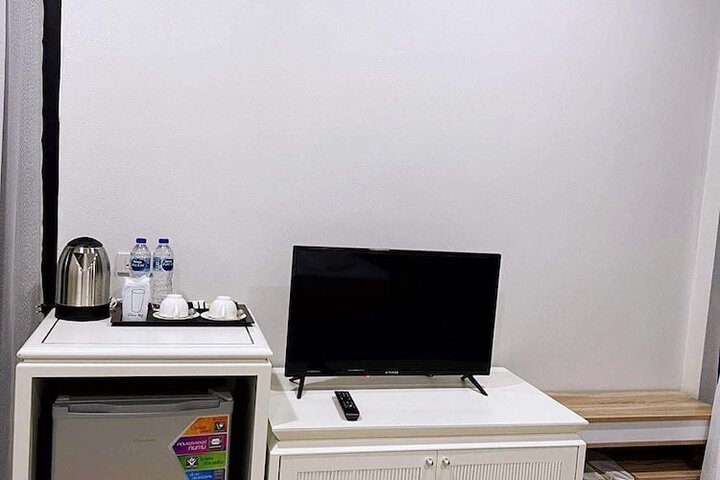Room 6 of 49