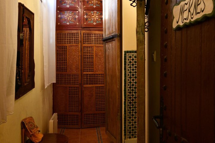 Room 13 of 52