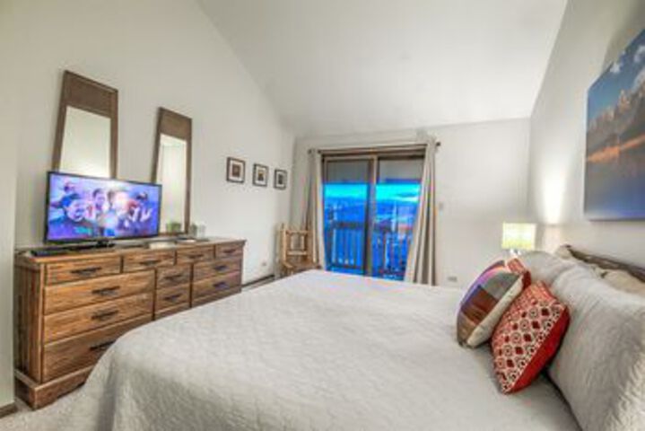 Room 44 of 155
