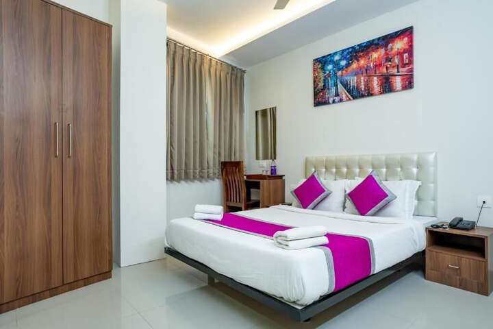 Room 15 of 43