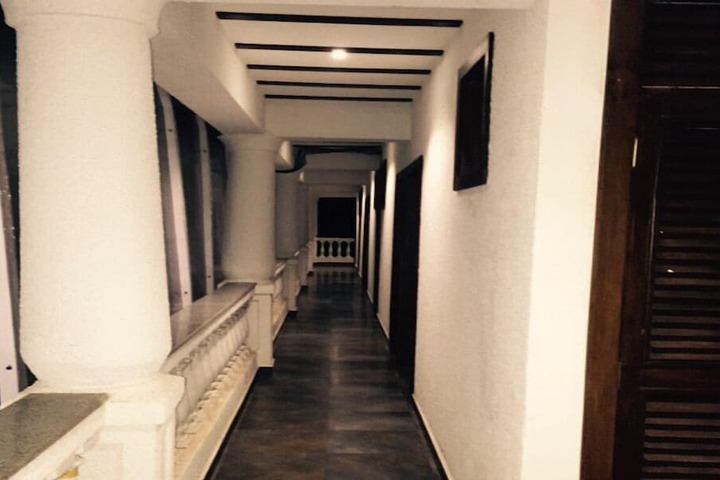 Ballroom/Hall 20 of 25