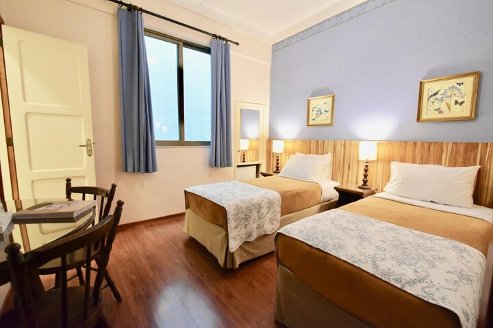 Room 15 of 63