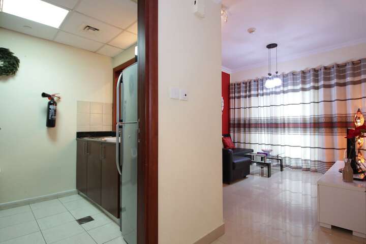 Room 9 of 17
