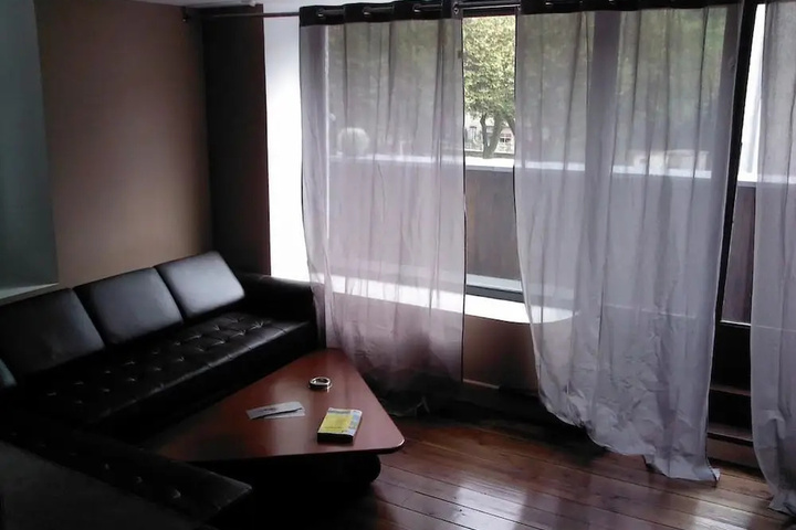 Room 2 of 19
