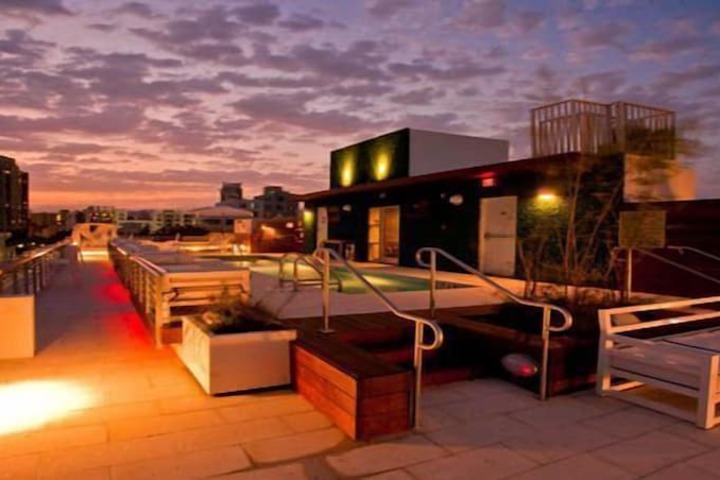Rooftop pool