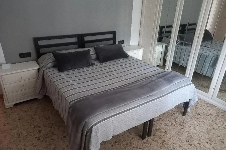 Room 3 of 11