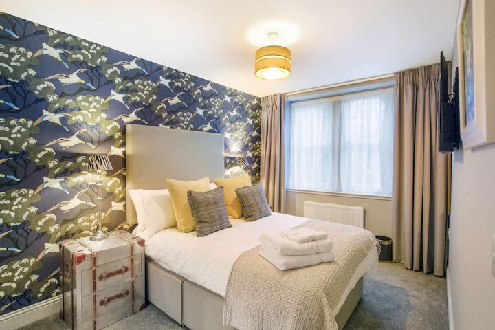 Room 52 of 88