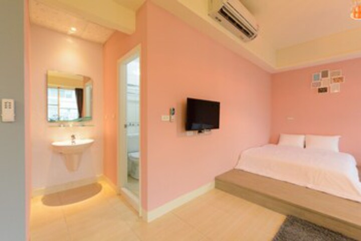 Room 30 of 43