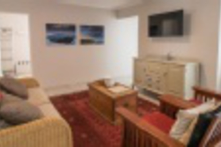 Room 209 of 648