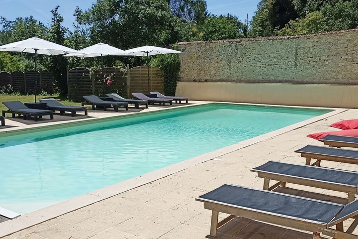 Pools & Facilities