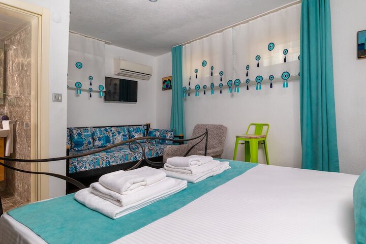 Room 22 of 55