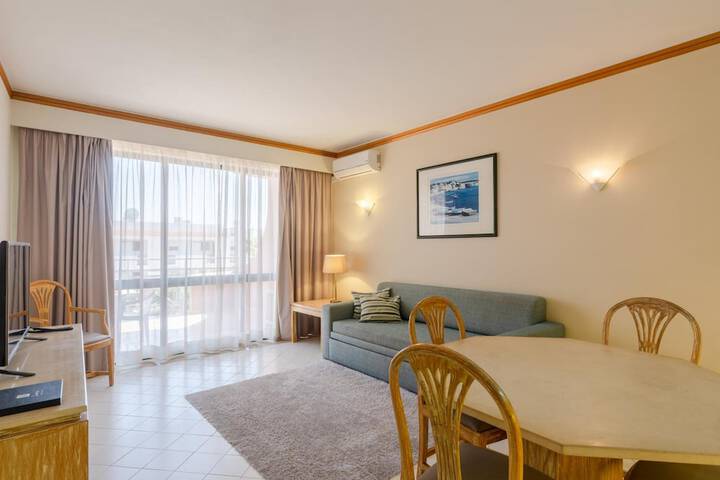 Room 18 of 41