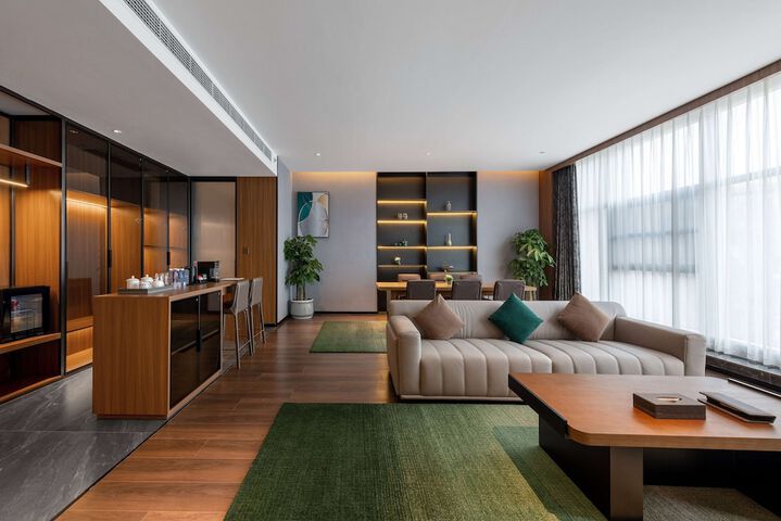 Room 18 of 44