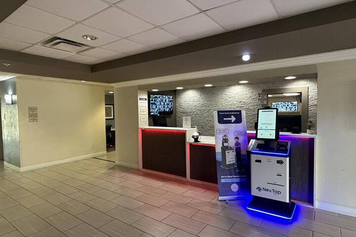 Guest Lobby