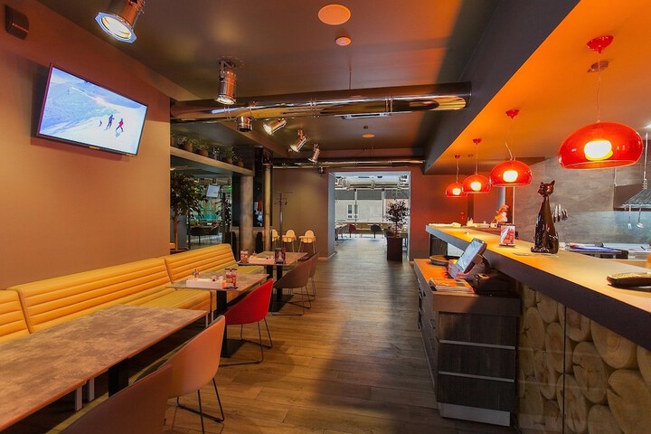 Dining Photos