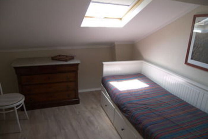 Room 14 of 27