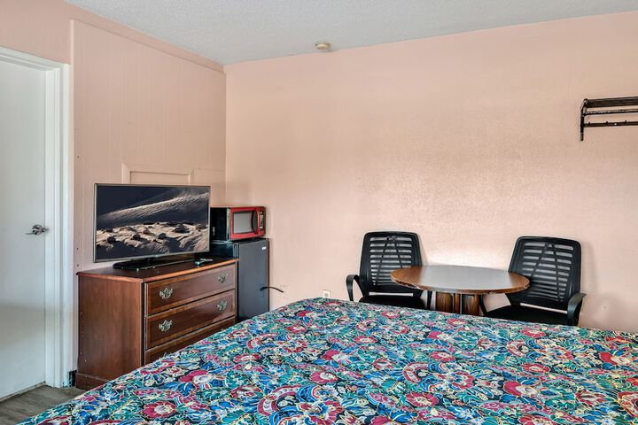 Room 15 of 30