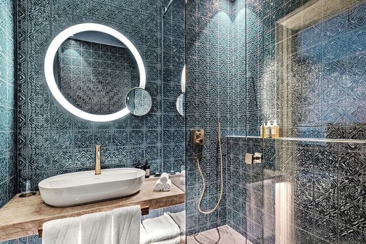 Room 65 of 161